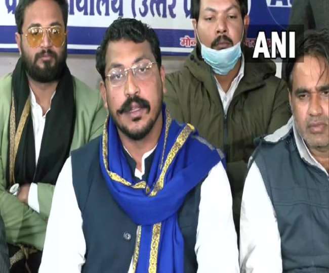 समाजवादी पार्टी के बाद कांग्रेस से भी नहीं बात तो अब अकेले ही चुनाव लड़ेंगे चंद्रशेखर, 33 प्रत्याशी घोषित