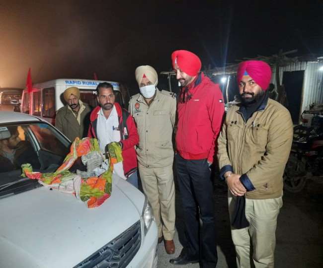 चुनावी राज्य पंजाब में फिर बड़ी मात्रा में कैश बरामद, डूमवाली इंटरस्टेट नाके पर कार में 24 लाख मिले