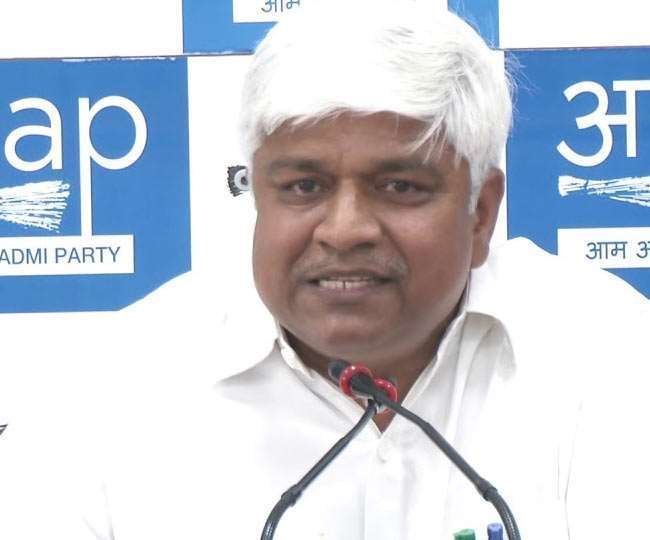 कोरोना संक्रमण की चपेट में आए दिल्ली के समाज कल्याण मंत्री, होम आइसोलेट