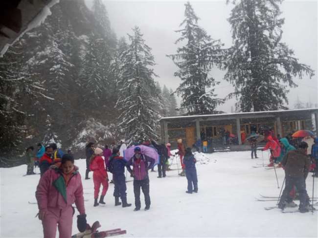 Himachal Weather Update: प्रदेश में आज से बदलेगा मौसम, जानिए कब तक है बारिश और हिमपात की संभावना