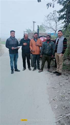 सिरमौर में गिरी व यमुना नदी में अवैध खनन कर रहे पांच ट्रैक्टरों को खनन विभाग ने हिरासत में लिया