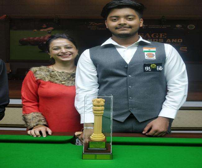 चंडीगढ़ के स्नूकर प्लेयर रणवीर दुग्गल का इंटरव्यू लेंगी ब्रिटिश एंकर अलीशा सिंह, जानें इनकी उपलब्धियां