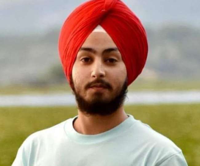 कश्मीर : सिख युवक ने बच्ची को बचाने के लिए बर्फीले पानी में कूदकर लगा दी जान की बाजी