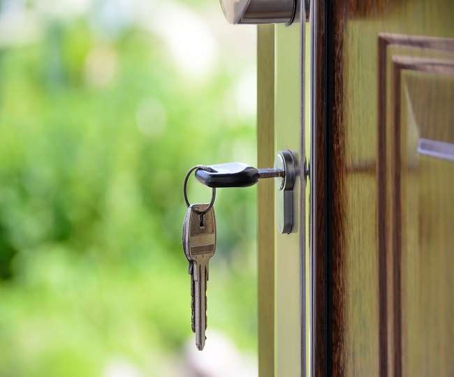 PM Awas Yojana: मिनटों में चेक कर सकते हैं अपने Application का स्टेटस, जानिए क्या है प्रोसेस