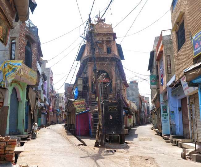 Sunday Weekly Lockdown in Aligarh : सड़काें पर सन्नाटा, घरों में फिर कैद हुई जिंदगी