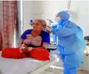 इस वीडियो को सेवा अधिकारी ने शेयर किया है