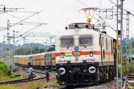 Indian Railways: इसबार जून से ही बदल जाएगा ट्रेनों का समय...रेलवे ने जारी कर दिया टाइम टेबल