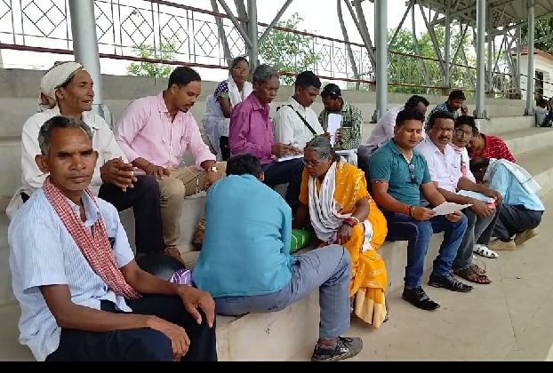 सामुदायिक पट्टा के लिए पूरी की कागजी कार्रवाई