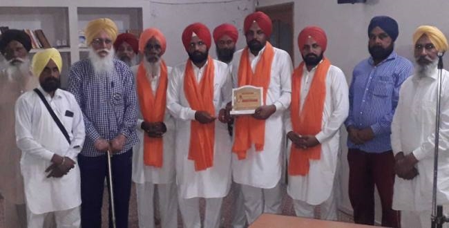 पंजाबी बोली व गुरमुखी लिपि पर प्रकाश डाला