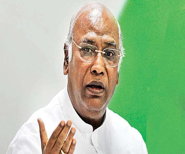 मल्लिकार्जुन खड़गे बोले- पेट्रोल-डीजल की कीमतों में वृद्धि, कृषि कानून, सहित कई मुद्दों पर प्रस्ताव हुए पारित