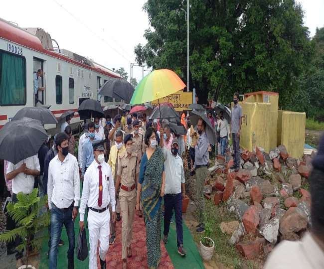 Indian Railways, IRCTC: जनवरी 2022 तक यात्रियों के लिए खुलेगा टाटानगर का सेकेंड इंट्री गेट, पार्किंग में लगेगा शेड