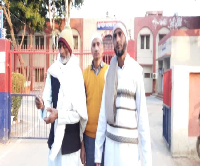 सर्वोच्च न्यायालय के फैसले के बाद सामूहिक हत्याकांड में फांसी की सजा पाए तीन बंदी रिहा
