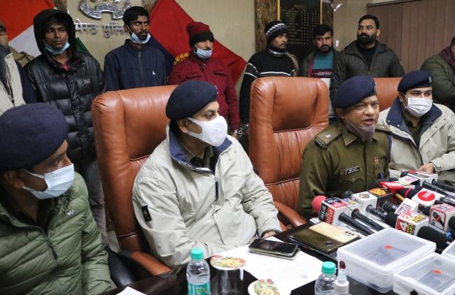 जेल में बनी थी लूट की योजना, चार आरोपित गिरफ्तार