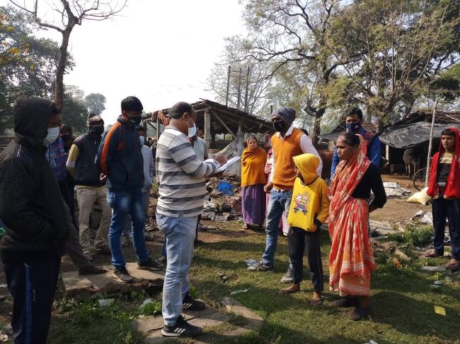 रेलवे चालक की गला दबाकर हत्या