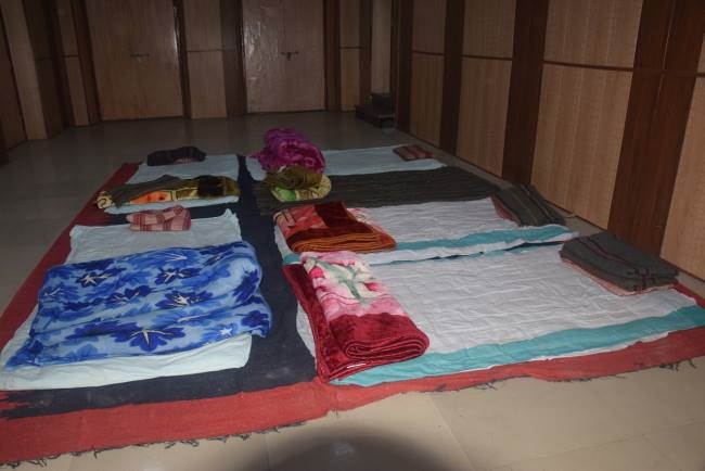 कुशीनगर और श्रावस्ती के लोगों ने रैन बसेरे का लिया सहारा