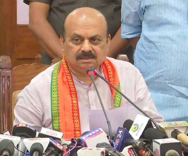 मुख्यमंत्री बसवराज बोम्मई ने कर्नाटक में कोविड प्रतिबंध हटाने के दिए संकेत, 21 जनवरी की बैठक में होगा फैसला