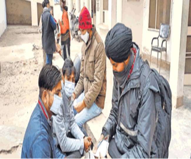 चुनावी चौपाल : सिविल अस्पताल में मरीजों के साथ आए लोग नई बनने वाली सरकार से रखते हैं ढेरों उम्मीदें