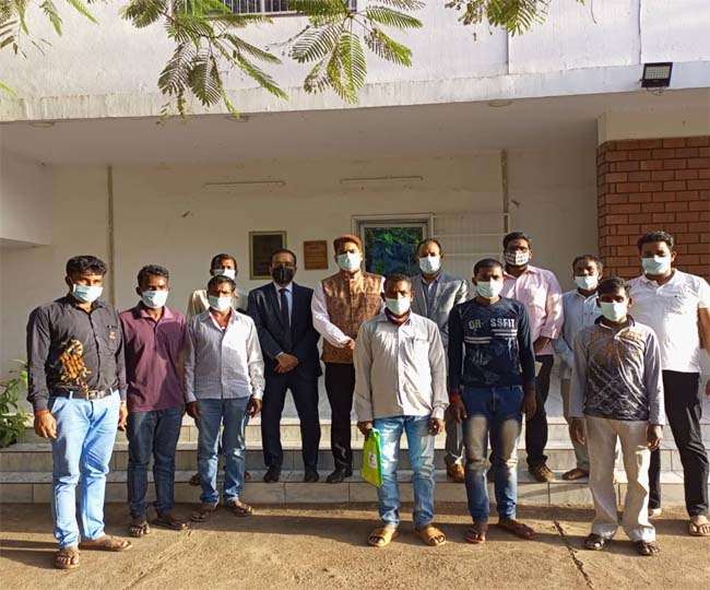 माली में फंसे झारखंड के मजदूरों के स्वजनों के लिए खुशखबर ! हवाई जहाज से जल्द होगी वापसी