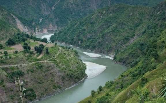 श्रीरेणुकाजी बांध के शिलान्यास के बाद किशाऊ बांध की औपचारिकताएं पूरी करवाने में जुटी प्रदेश सरकार