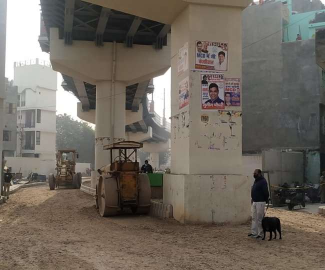 दिल्ली के त्रिलोकपुरी में मिले दो लावारिस बैग, जांच के बाद पुलिस ने ली राहत की सांस