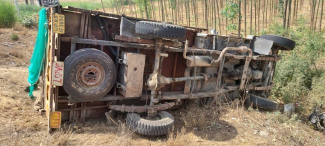गोबर डालने जाती वृद्धा को कार ने रौंदा, मौत