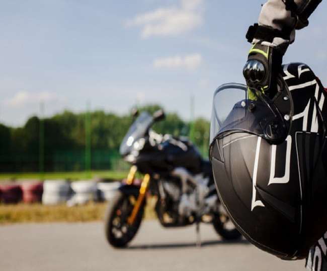 Best Two Wheeler Insurance: नई बाइक खरीदनें का बना रहे हैं प्लान, तो इंश्योरेंस कराते समय ध्यान रखें ये 3 बातें, होगा ज्यादा फायदा