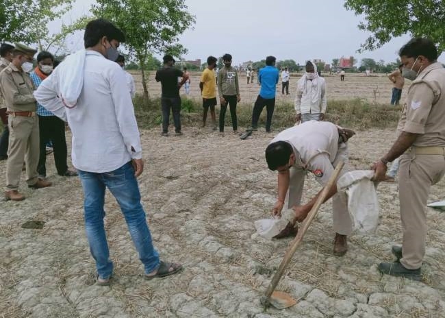 अवागढ़ में गोकशी के बाद आक्रोश, मुख्य आरोपित पकड़ा