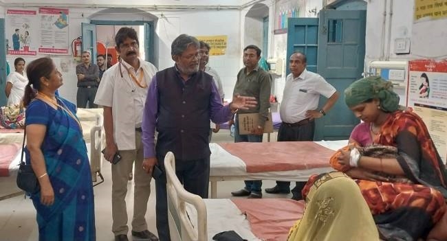 दो संदिग्ध लोगों पर एफआइआर के निर्देश, फार्मासिस्ट से स्पष्टीकरण तलब