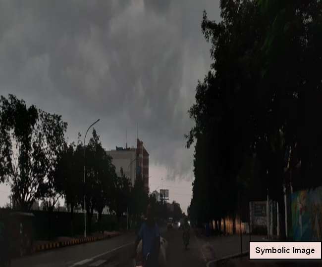 Jalandhar Weather Alert: जालंधर में उमस से मिली निजात, झमाझम बारिश से मौसम हुआ सुहावना