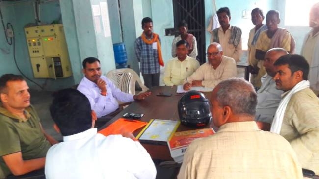 जनता दरबार में दो भूमि विवाद का निष्पादन