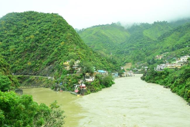 पूरी रात सो नहीं पाए नदी किनारे रहने वाले लोग