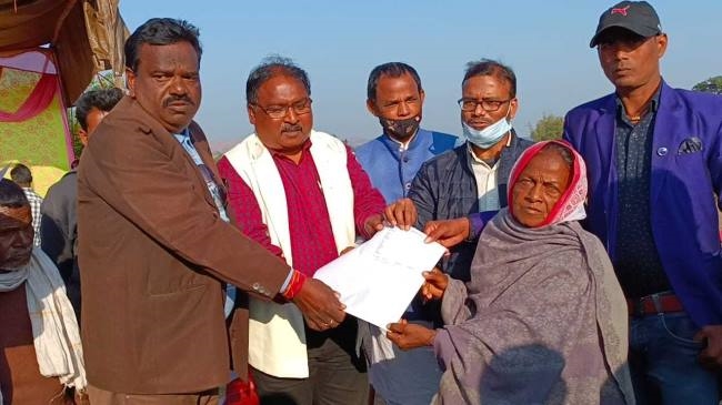 दोबारा शिविर लगाकर लोगों से लिया आवेदन