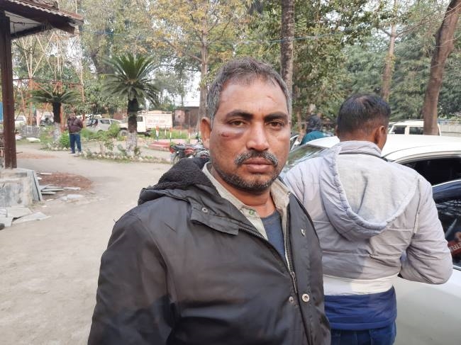 कानपुर से भागलपुर जा रहे मसाला लदे ट्रक को साहेबगंज में लूटा