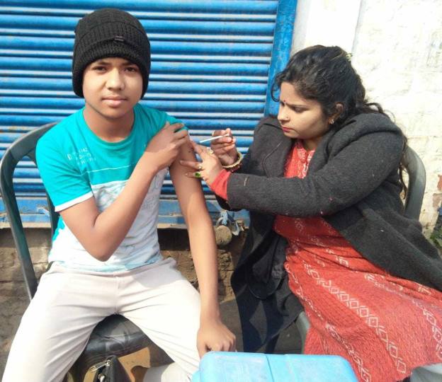 किशोरों सहित 20,104 को लगाई गई कोरोनारोधी वैक्सीन