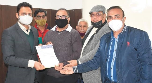 व्यापार मंडल ने रात 8 बजे तक बाजार खोलने की मांग दोहराई