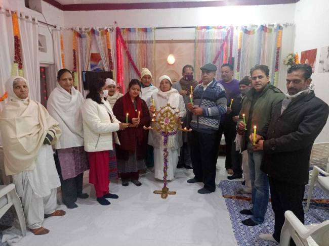 भाजपा नेताओं ने ब्रह्म कुमारी आश्रम में प्रधानमंत्री के संबोधन को सुना