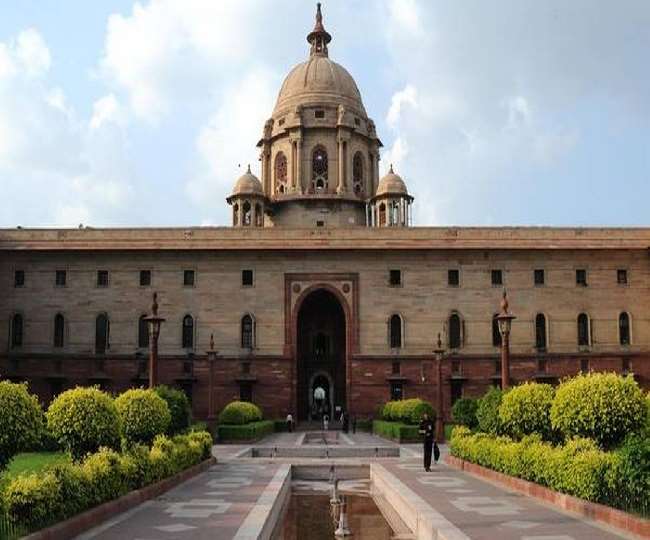 IAS और IPS अफसरों की केंद्रीय प्रतिनियुक्ति पर नए नियमों को केंद्र ने बताया जरूरी, राज्यों के आरोपों को किया खारिज