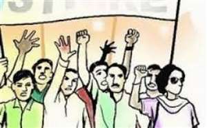 लॉकडाउन 3 मई तक के कारण 15 दिन में करीब 20 हजार करोड़ का घाटा होने का अनुमान बताया है।