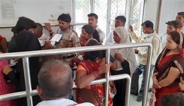 गठजोड़ के जहर से जन औषधि केंद्र ही निर्जीव