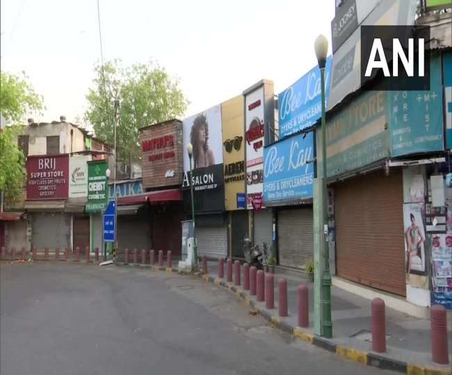 दिल्ली में कमला नगर की दो प्रमुख मार्केट को प्रशासन ने बंद कराया, कोविड नियमों के उल्लंघन का आरोप