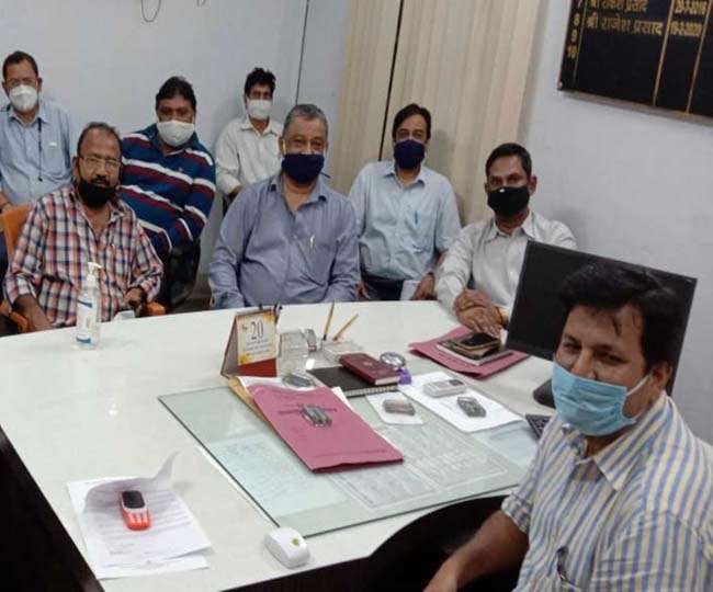 डीएलसी की मध्यस्थता के बाद टेल्को के सिविल मेंटेनेंस कामगारों की हड़ताल खत्म, आज से लौटेंगे काम पर Jamshedpur News