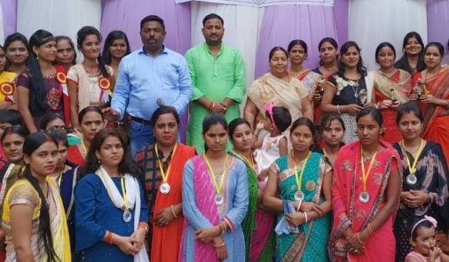 रंगोली प्रतियोगिता में बच्चों ने दिखाई रचनात्मक क्षमता
