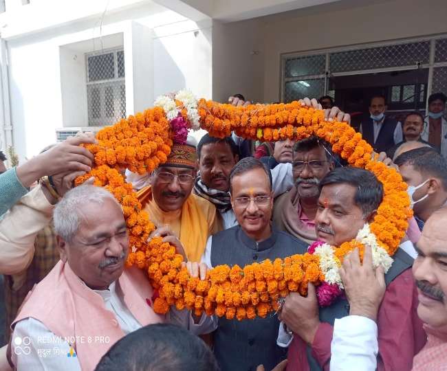 सीतापुर में उपमुख्यमंत्री दिनेश शर्मा बोले, भाजपा विकास की राजनीति करती है तो अन्य दल परिवार की सियासत