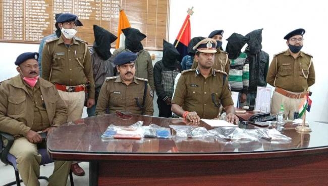 लूट-डकैती करने वाले अंतरजिला पेशेवर गिरोह के आठ गिरफ्तार