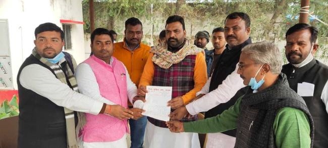 सारण से मुखिया संघ का प्रतिनिधिमंडल पंचायती राज मंत्री से मिला