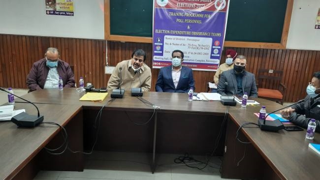 पोलिंग बूथों पर किए जाएं सुरक्षा के कड़े प्रबंध : डीसी