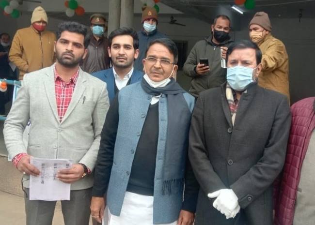 जनता के प्यार से नेगेटिव होकर वापस आया हूं:अवतार