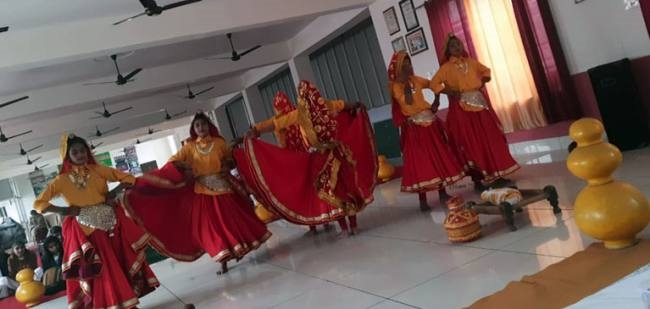 शिवानिया पब्लिक स्कूल में हुई गणतंत्र दिवस समारोह की रिहर्सल