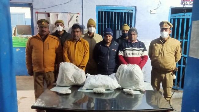 दौराला में 20 किलो गांजा बरामद, दो भाई समेत तीन तस्कर गिरफ्तार