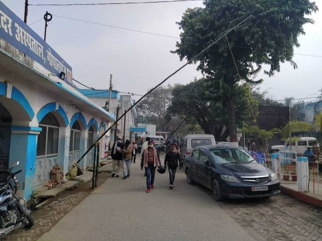 इमरजेंसी वार्ड में बिना कोरोना जांच के मरीजों को नहीं मिलेगा प्रवेश, बना जांच केंद्र